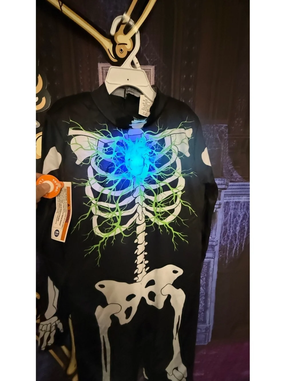 Kids' Skeleton Costume with Light-Up Heart sz Small